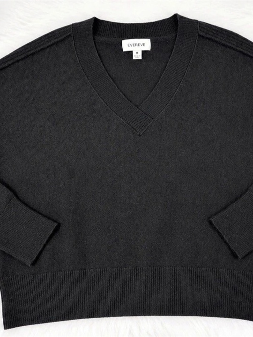 EVEREVE Black Long Sleeve V-Neck Pullover Sweater - Size M